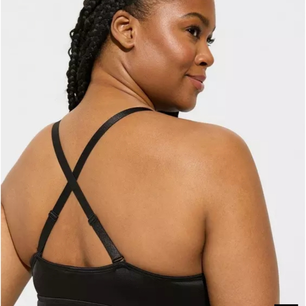 Lightly Lined Shine Bralette - Picture 3 of 8